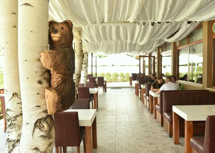 почивен комплекс минкови бани 酒店 沃尔舍茨