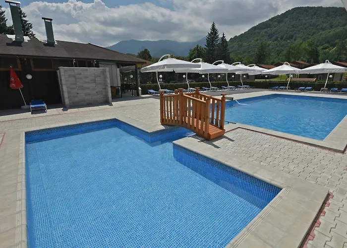 почивен комплекс минкови бани 3* 沃尔舍茨